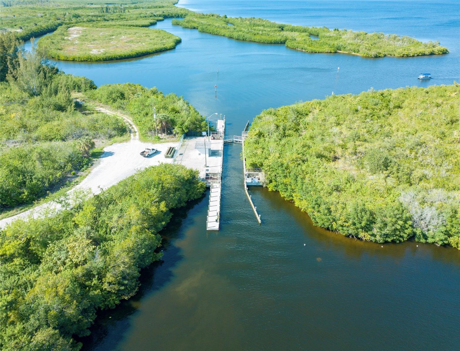 Image 85 of 89 For 15260 Leipzig Circle