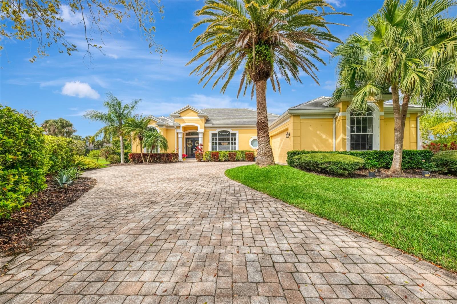 Image 10 of 100 For 18 Saint Croix Way