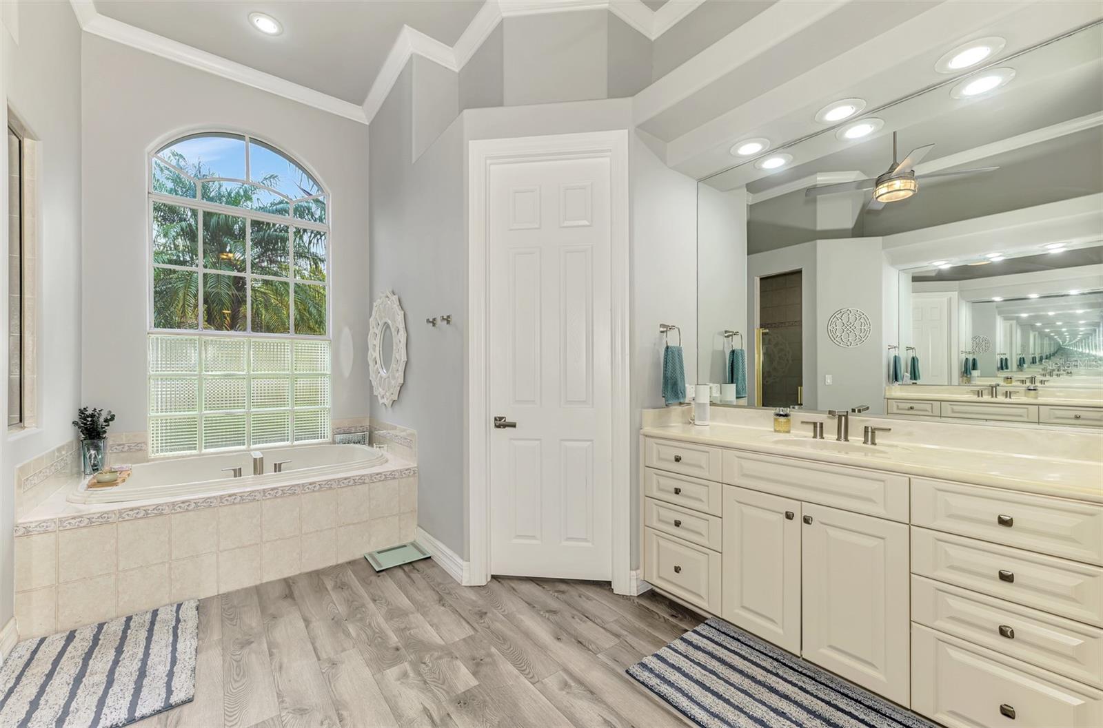 Image 50 of 100 For 18 Saint Croix Way