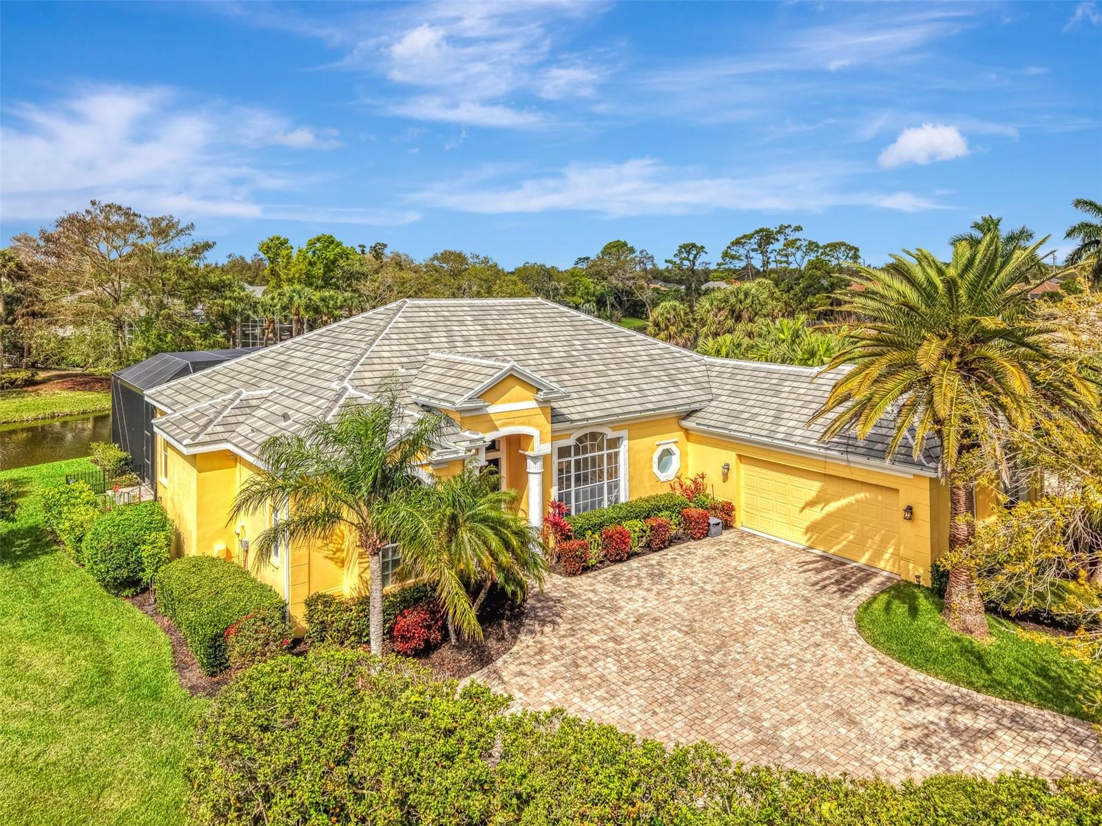 Image 7 of 100 For 18 Saint Croix Way