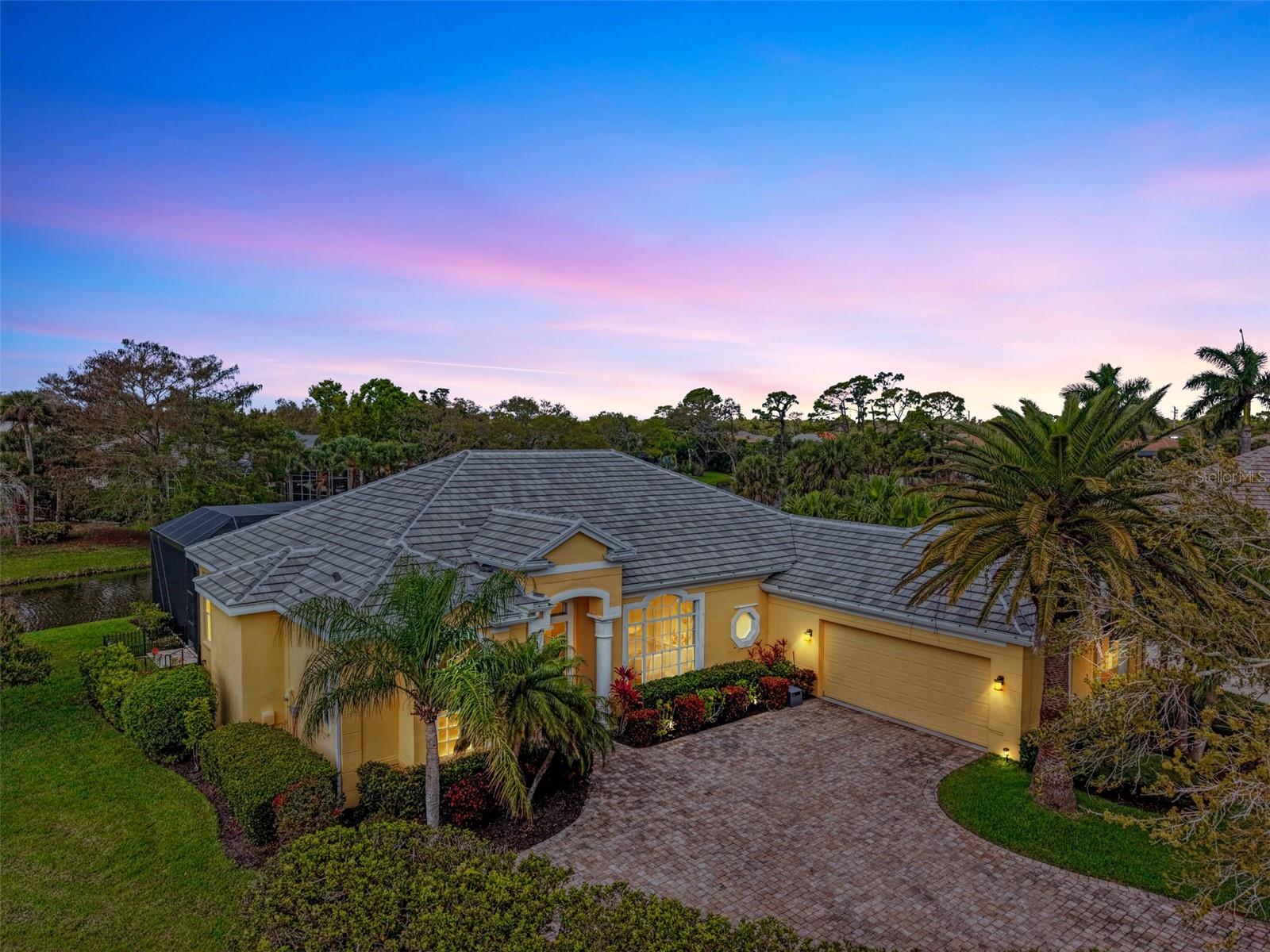 Image 8 of 100 For 18 Saint Croix Way