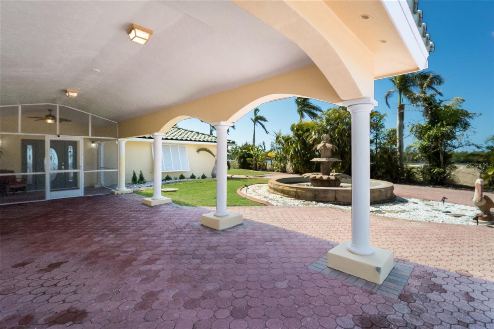 Image 13 of 63 For 90 Buccaneer Bend