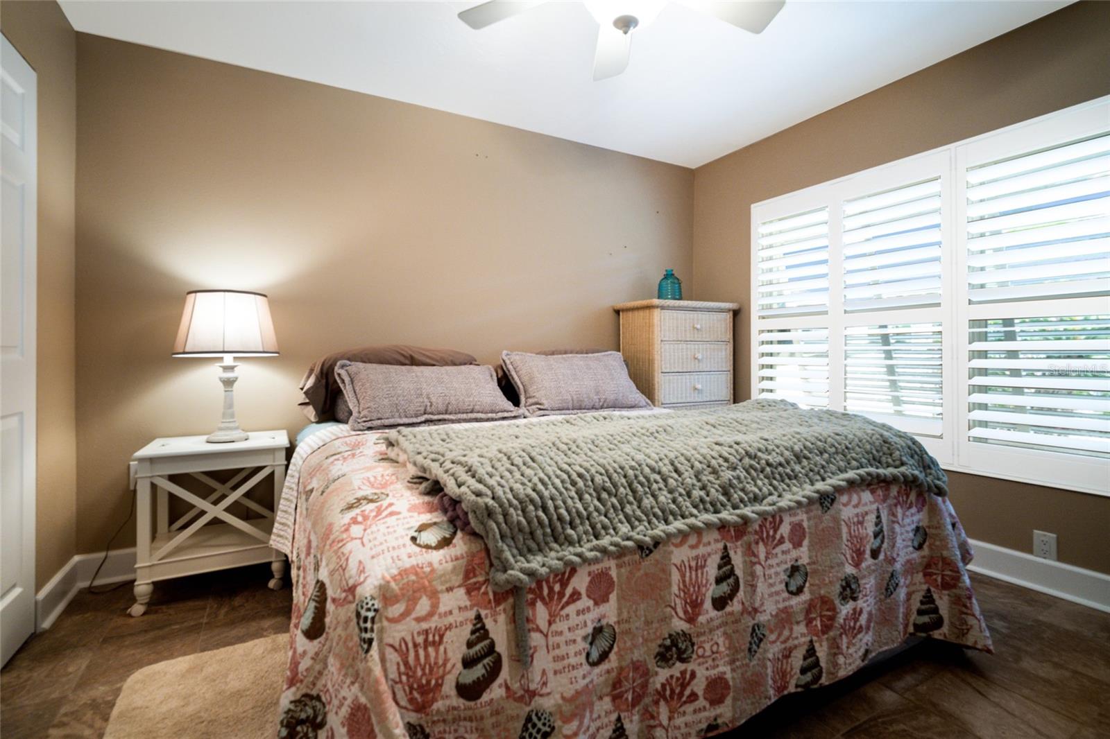 Image 36 of 63 For 90 Buccaneer Bend