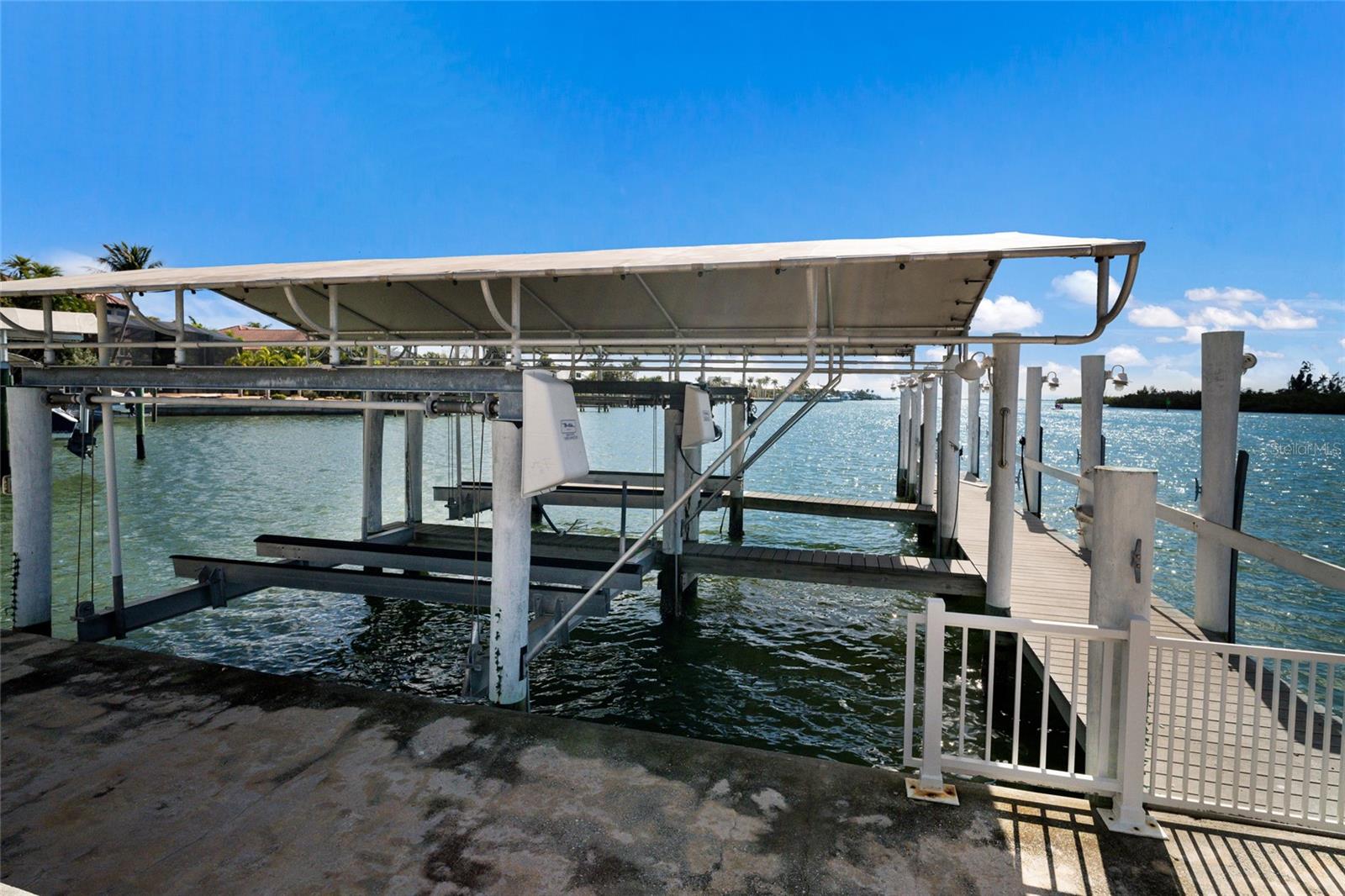 Image 49 of 63 For 90 Buccaneer Bend