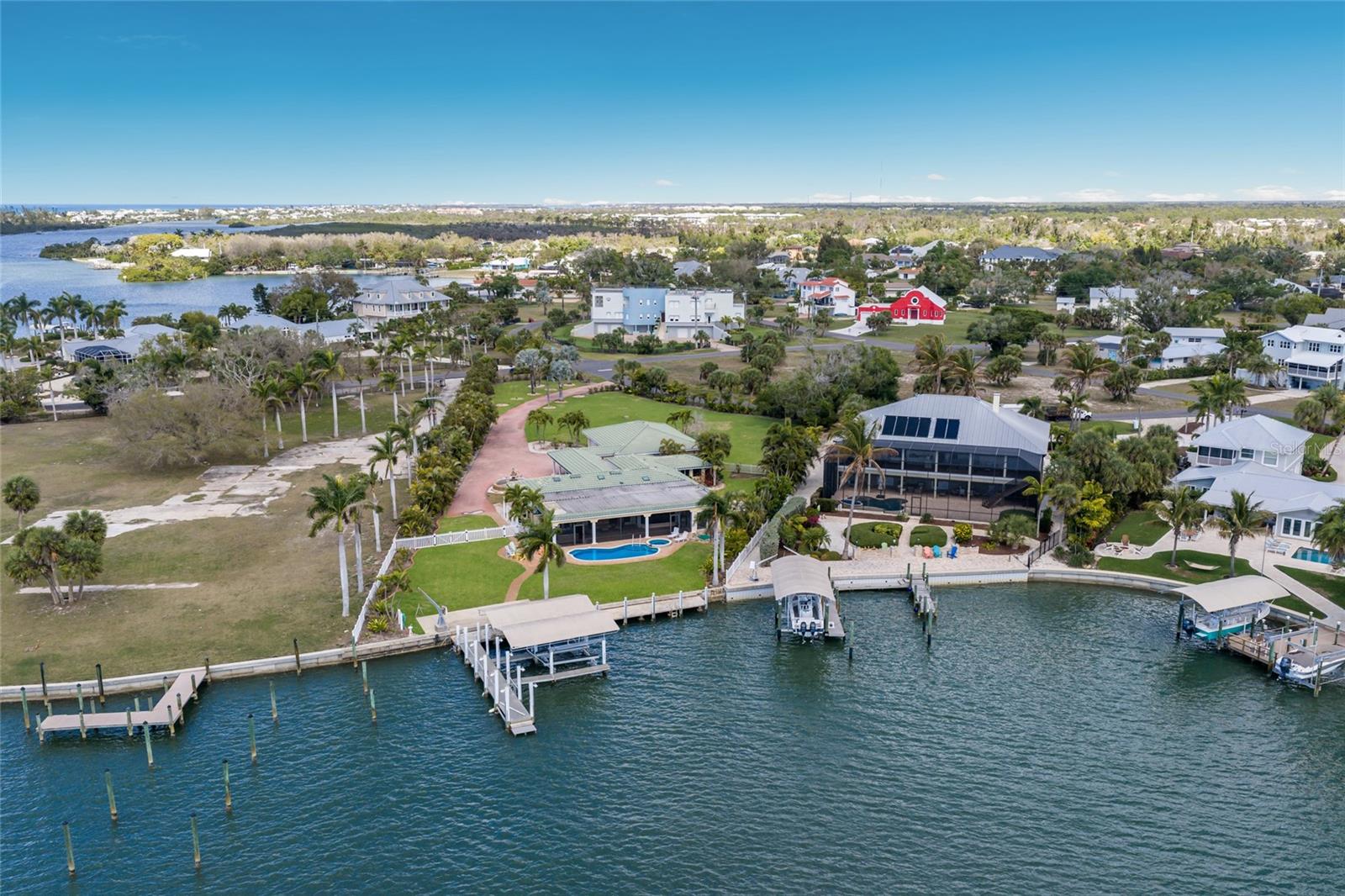 Image 5 of 63 For 90 Buccaneer Bend