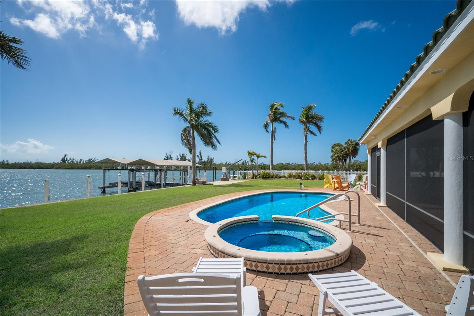 Image 55 of 63 For 90 Buccaneer Bend