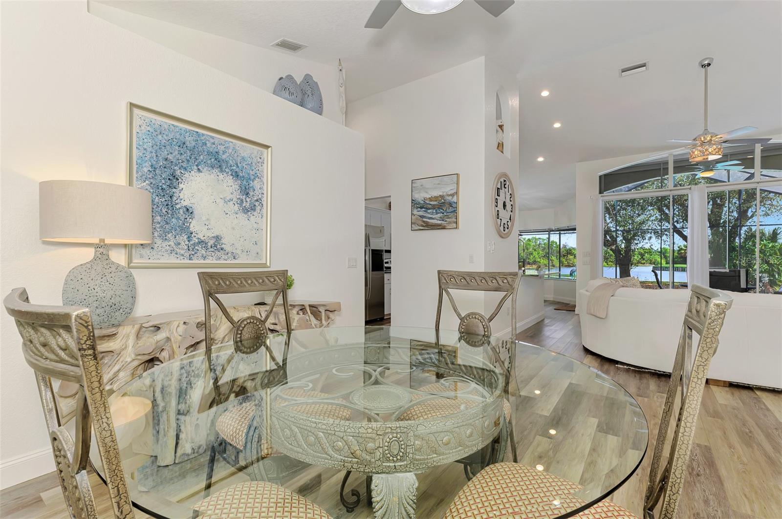 Image 20 of 93 For 14518 Bridgeview Lane