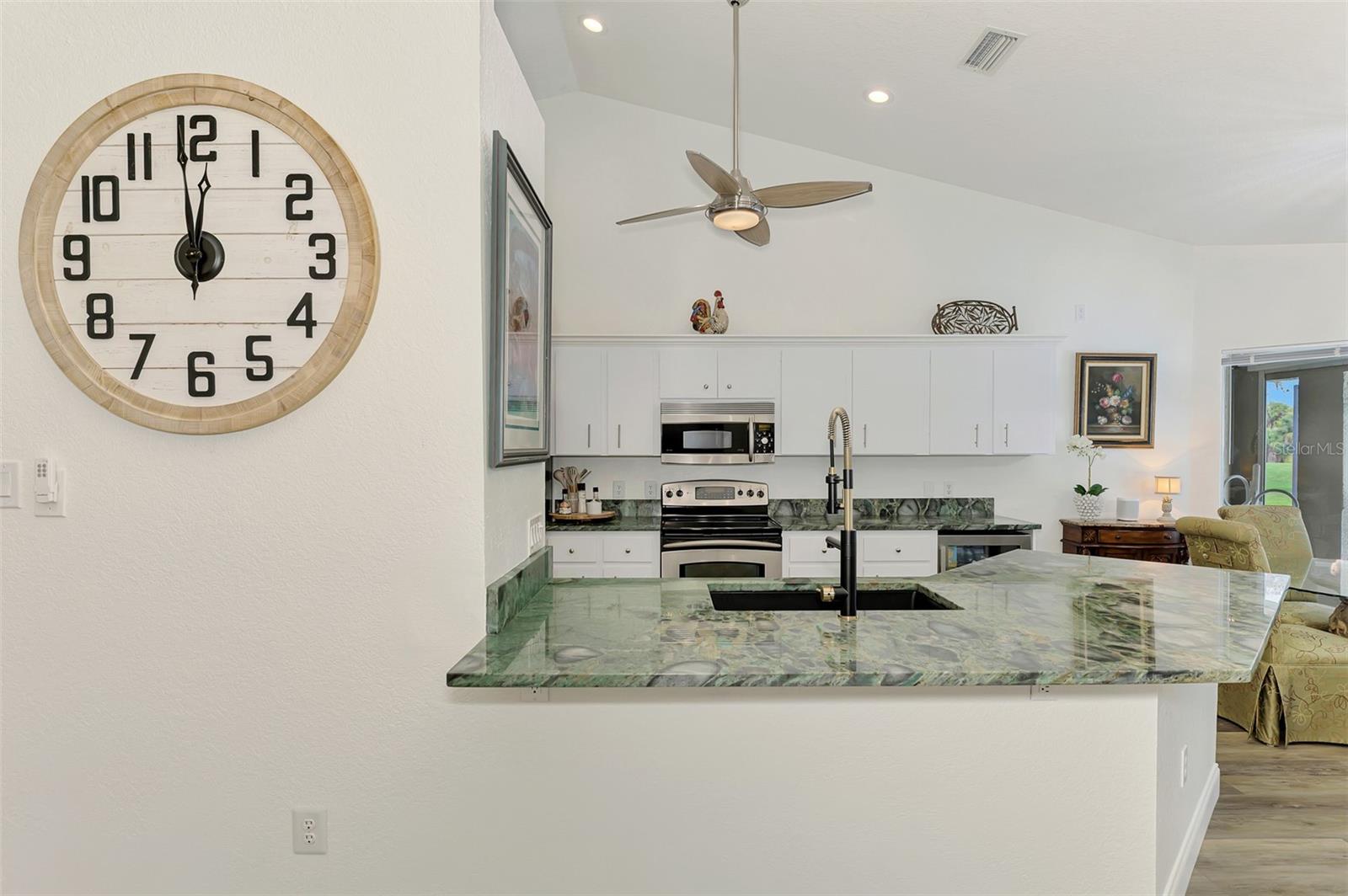 Image 22 of 93 For 14518 Bridgeview Lane