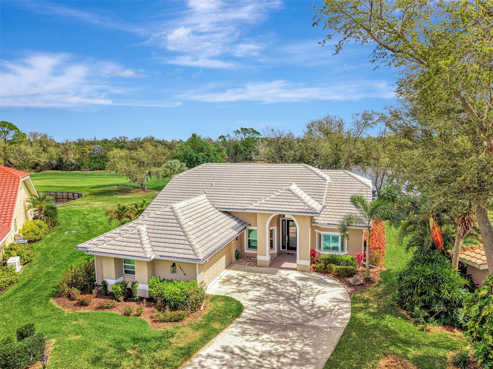 Image 4 of 93 For 14518 Bridgeview Lane