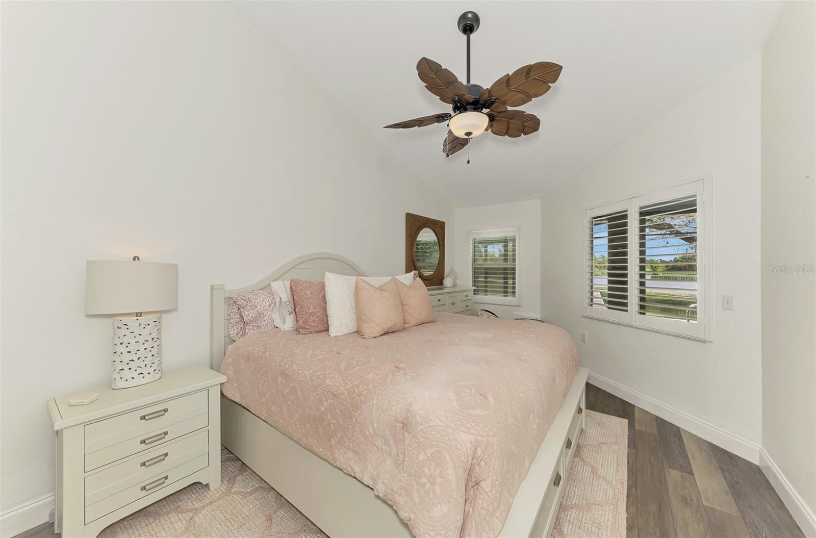 Image 46 of 93 For 14518 Bridgeview Lane