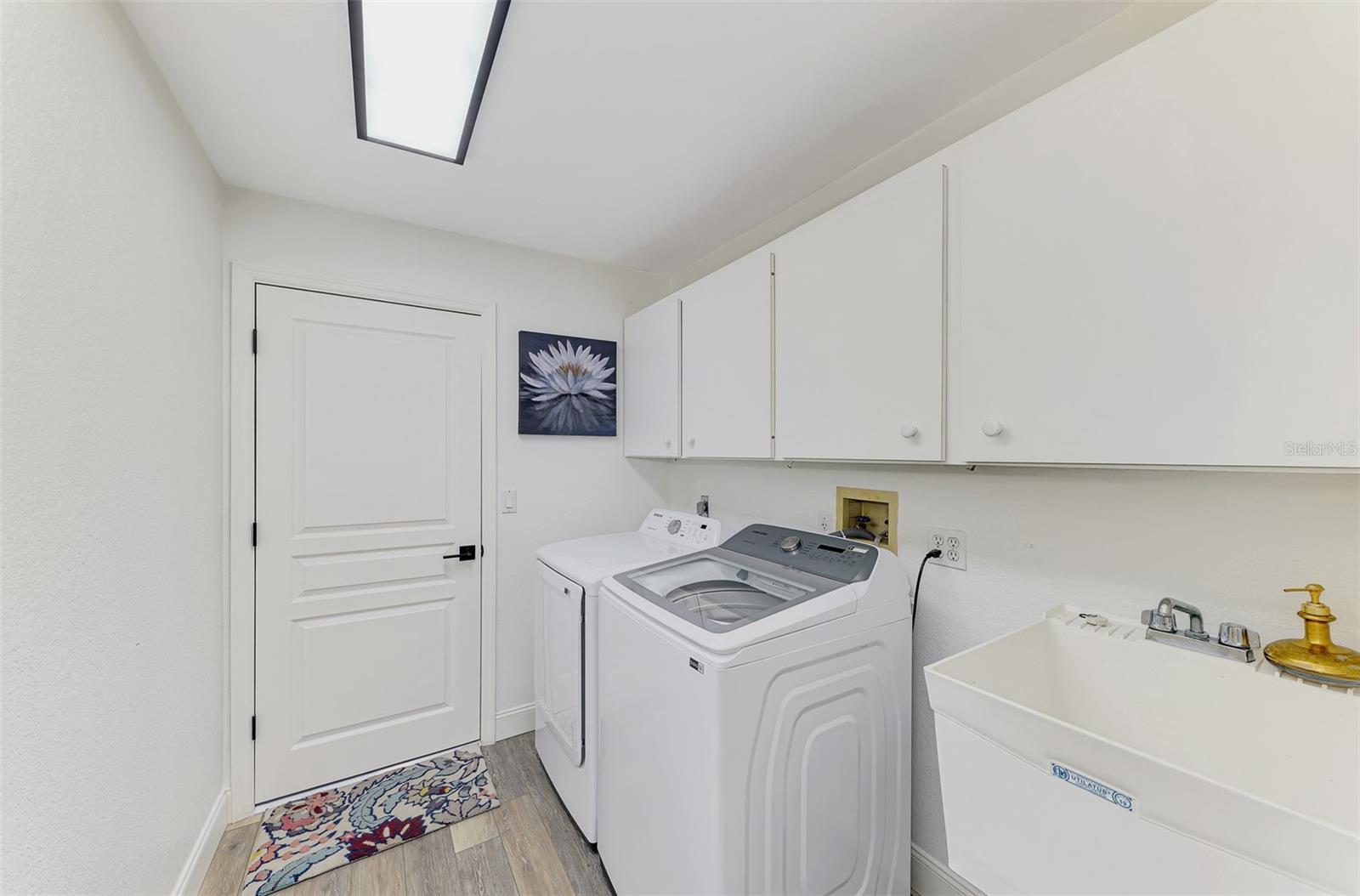 Image 48 of 93 For 14518 Bridgeview Lane