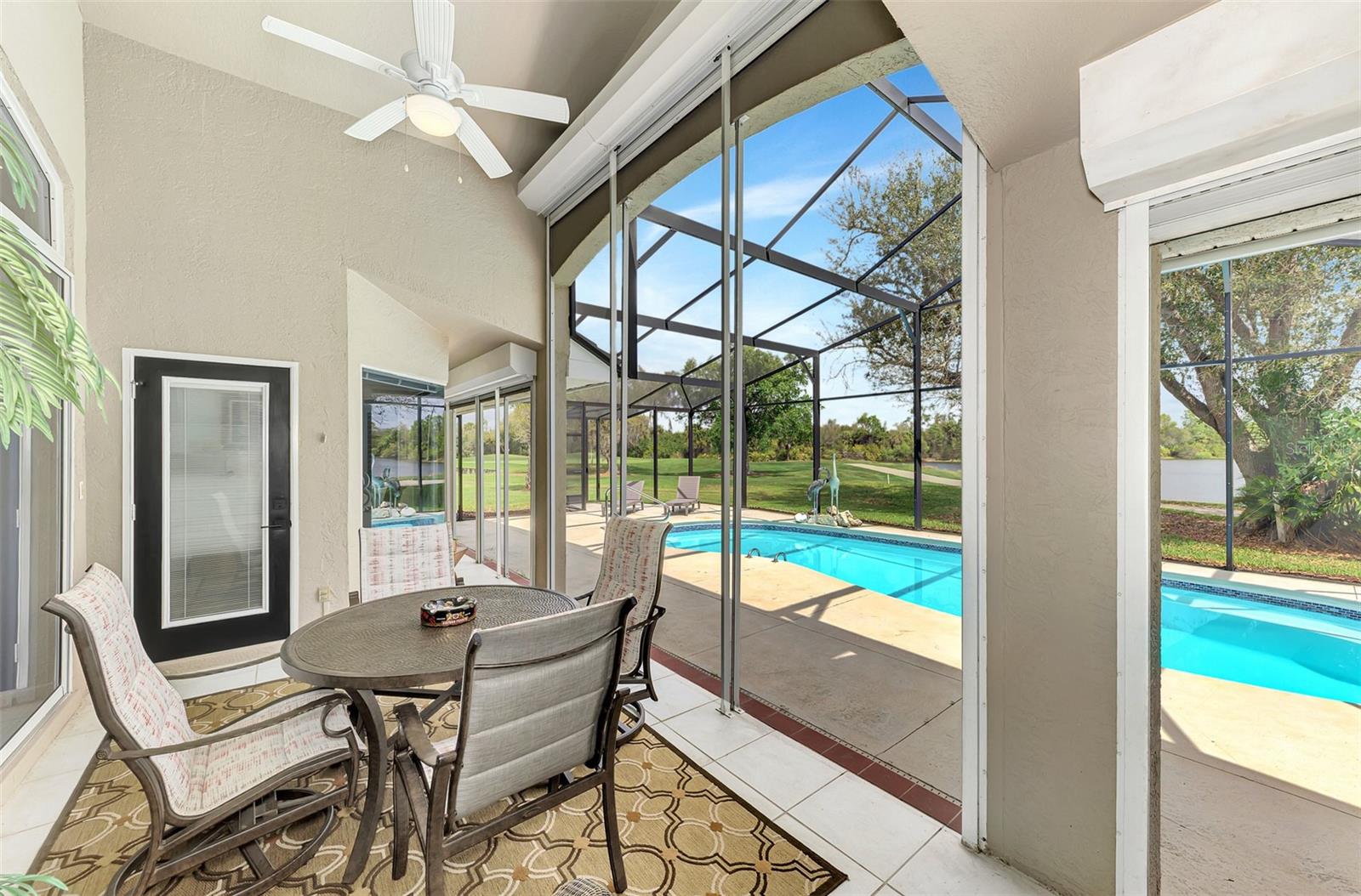 Image 49 of 93 For 14518 Bridgeview Lane