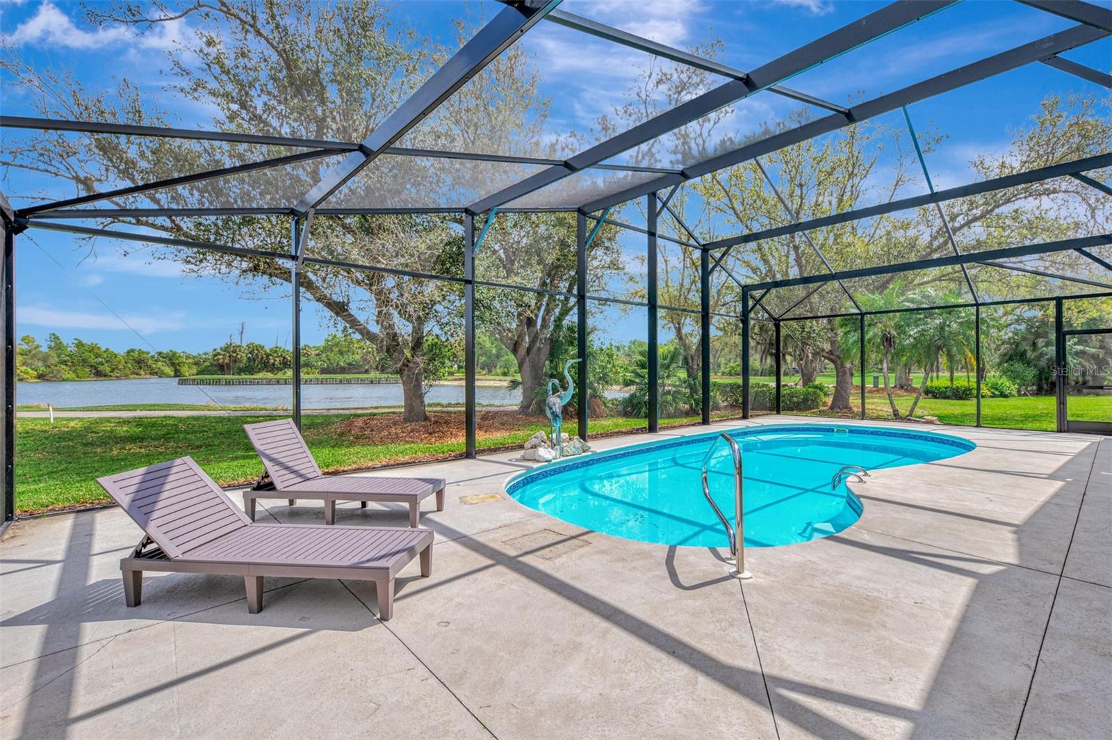 Image 55 of 93 For 14518 Bridgeview Lane