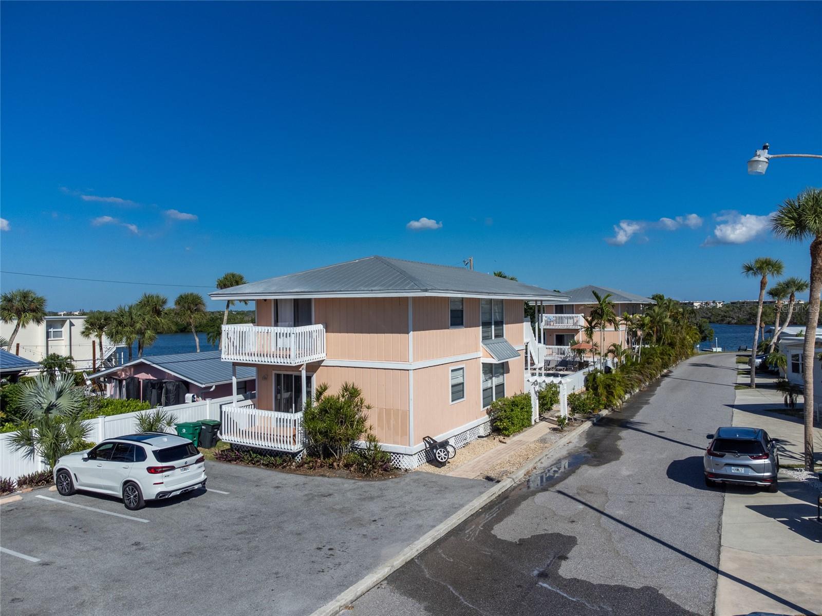 Image 42 of 44 For 2375 Beach Road 2b