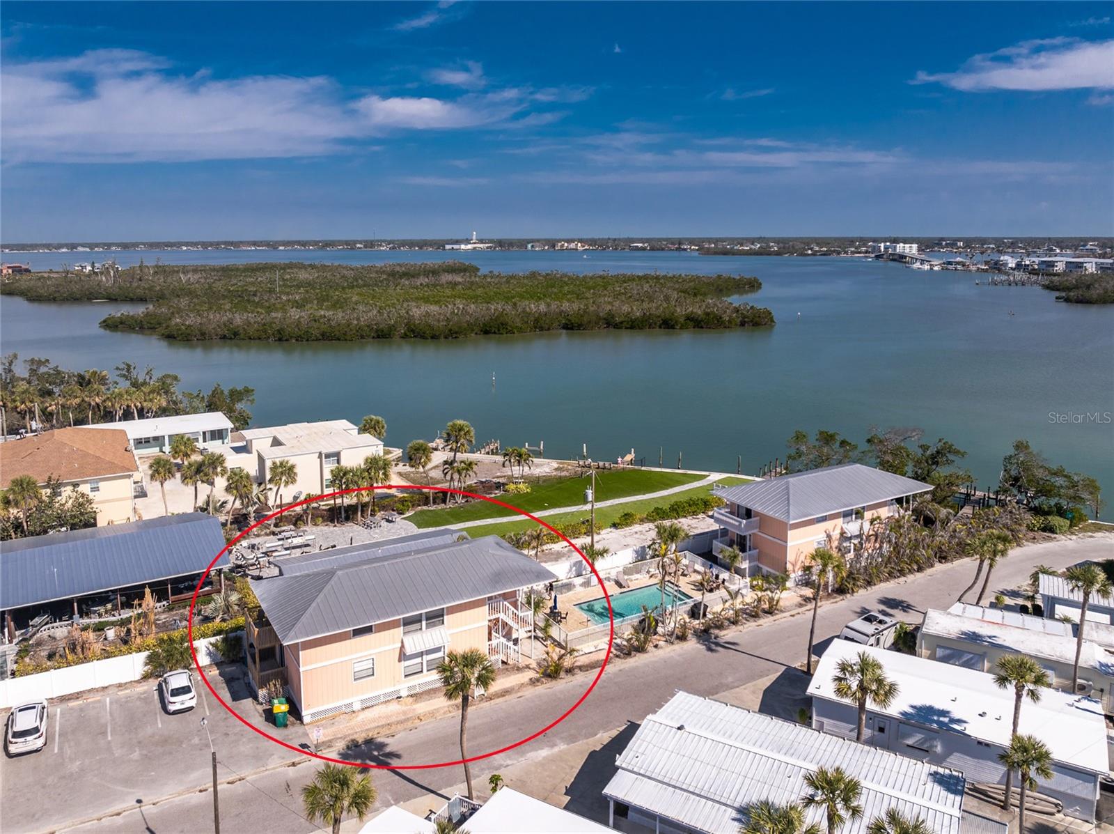 Image 43 of 44 For 2375 Beach Road 2b