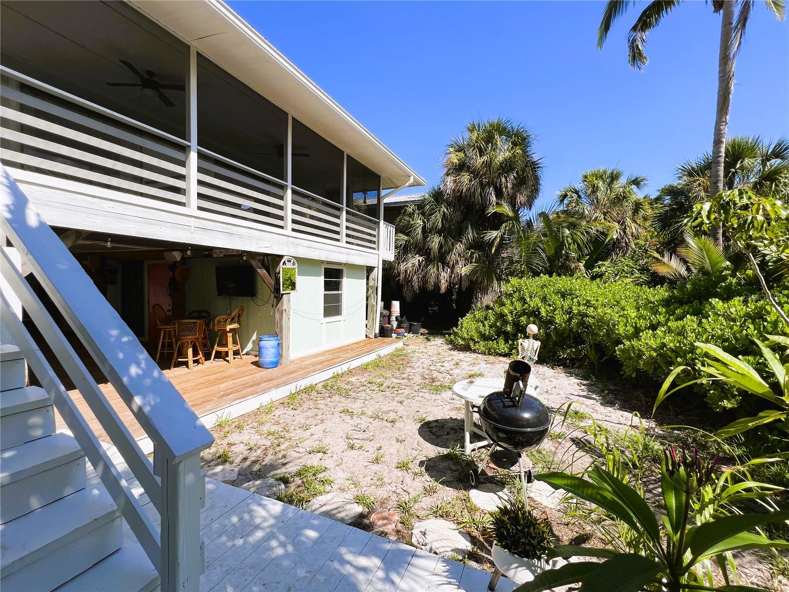 Image 12 of 63 For 8662 Grand Avenue