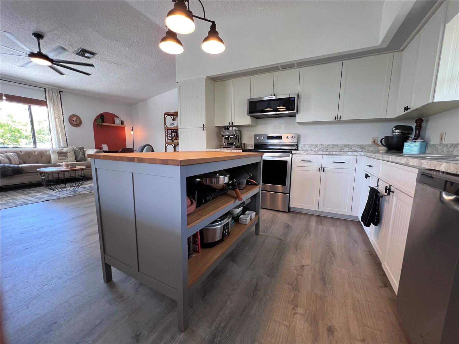 Image 34 of 63 For 8662 Grand Avenue