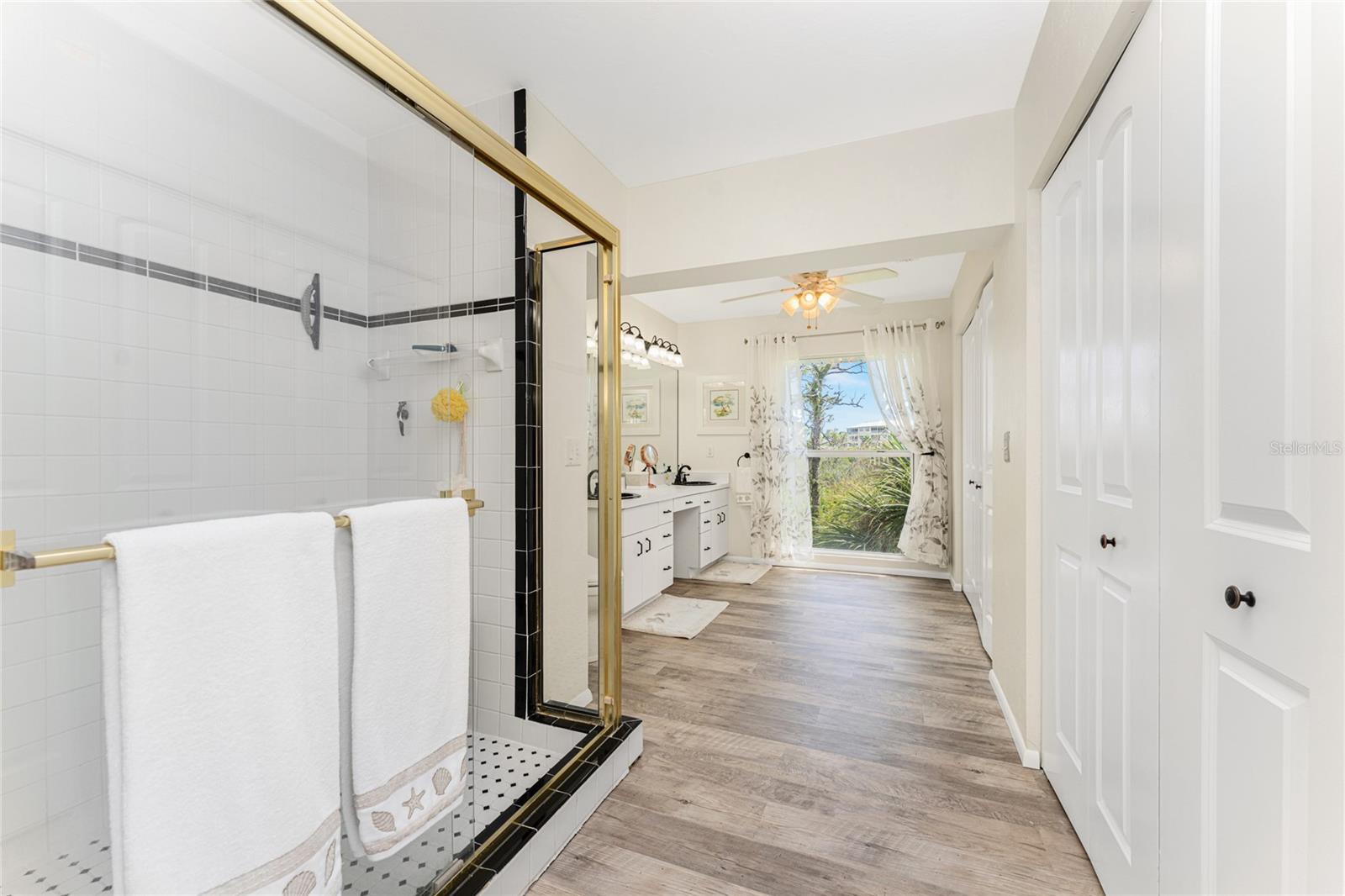 Image 21 of 50 For 6800 Placida Road Th2, 1b