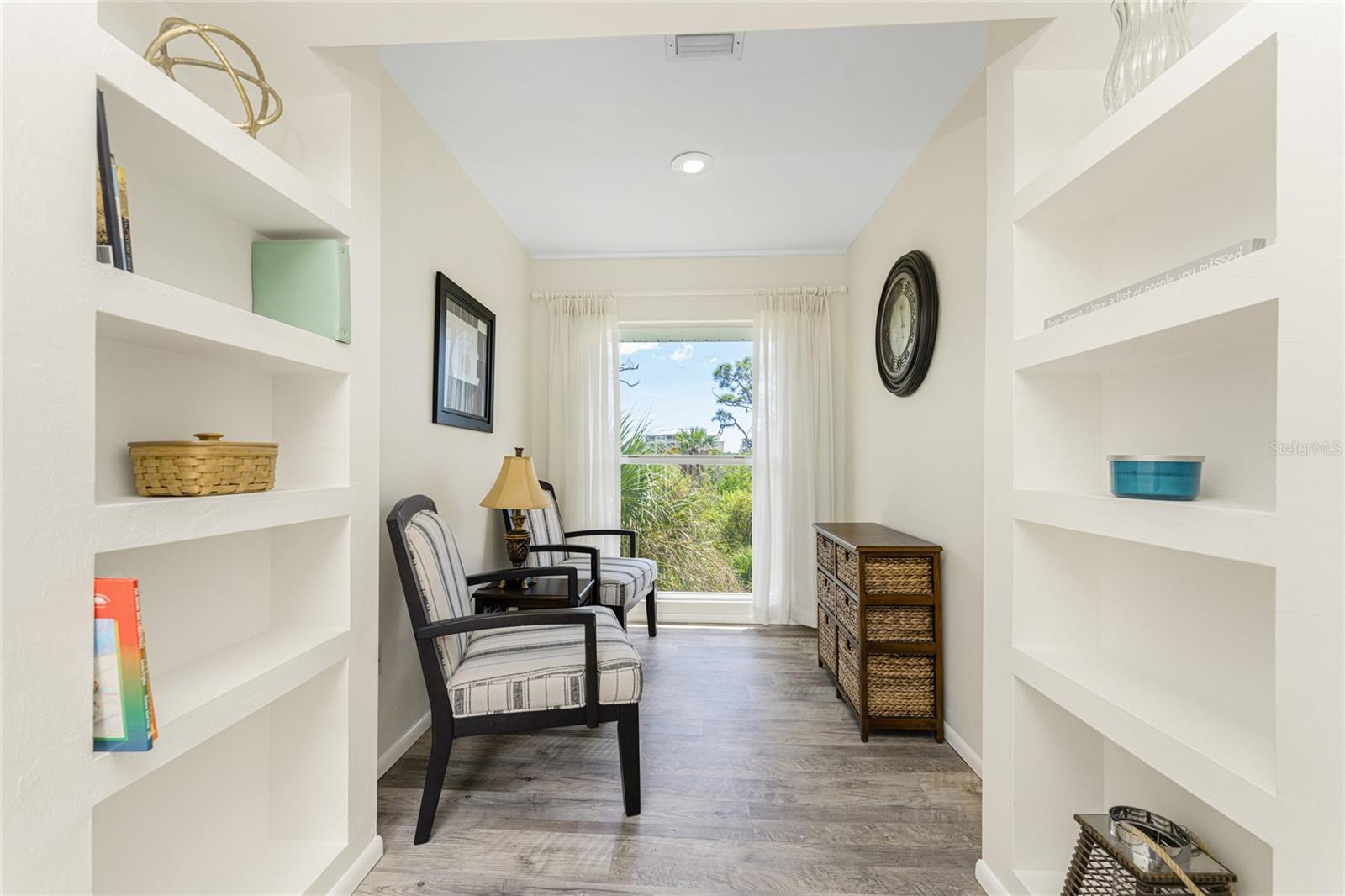 Image 26 of 50 For 6800 Placida Road Th2, 1b