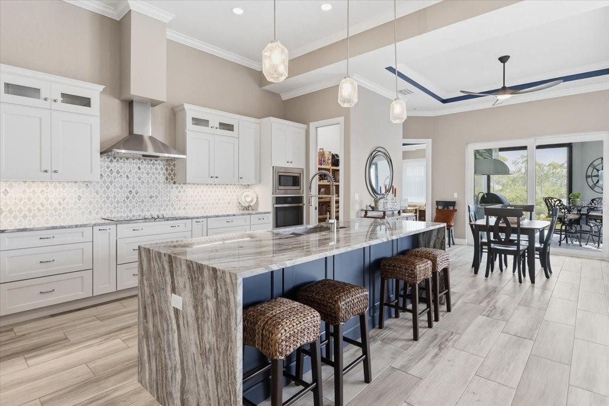 Image 10 of 76 For 9214 Melody Circle