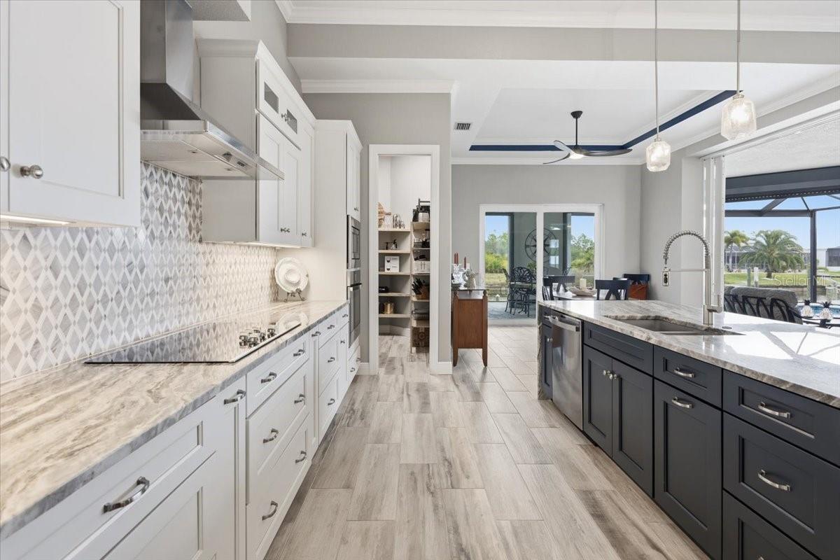 Image 11 of 76 For 9214 Melody Circle