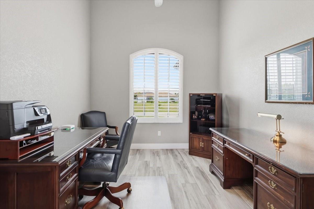 Image 28 of 76 For 9214 Melody Circle