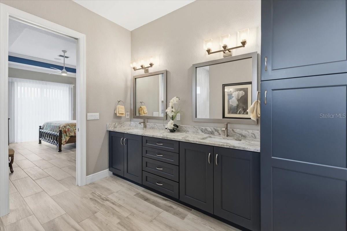 Image 39 of 76 For 9214 Melody Circle