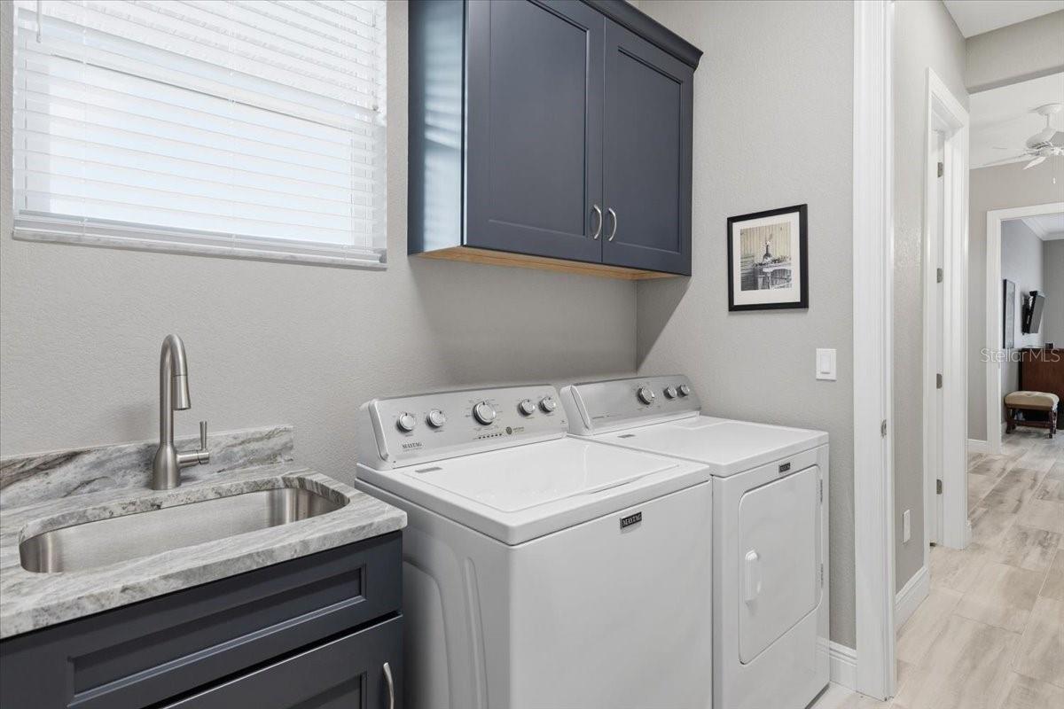 Image 42 of 76 For 9214 Melody Circle