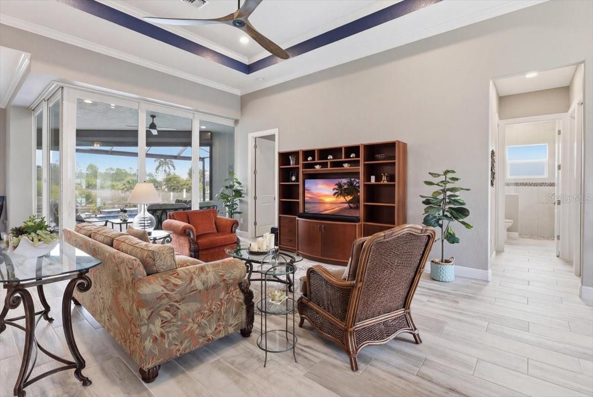 Image 6 of 76 For 9214 Melody Circle