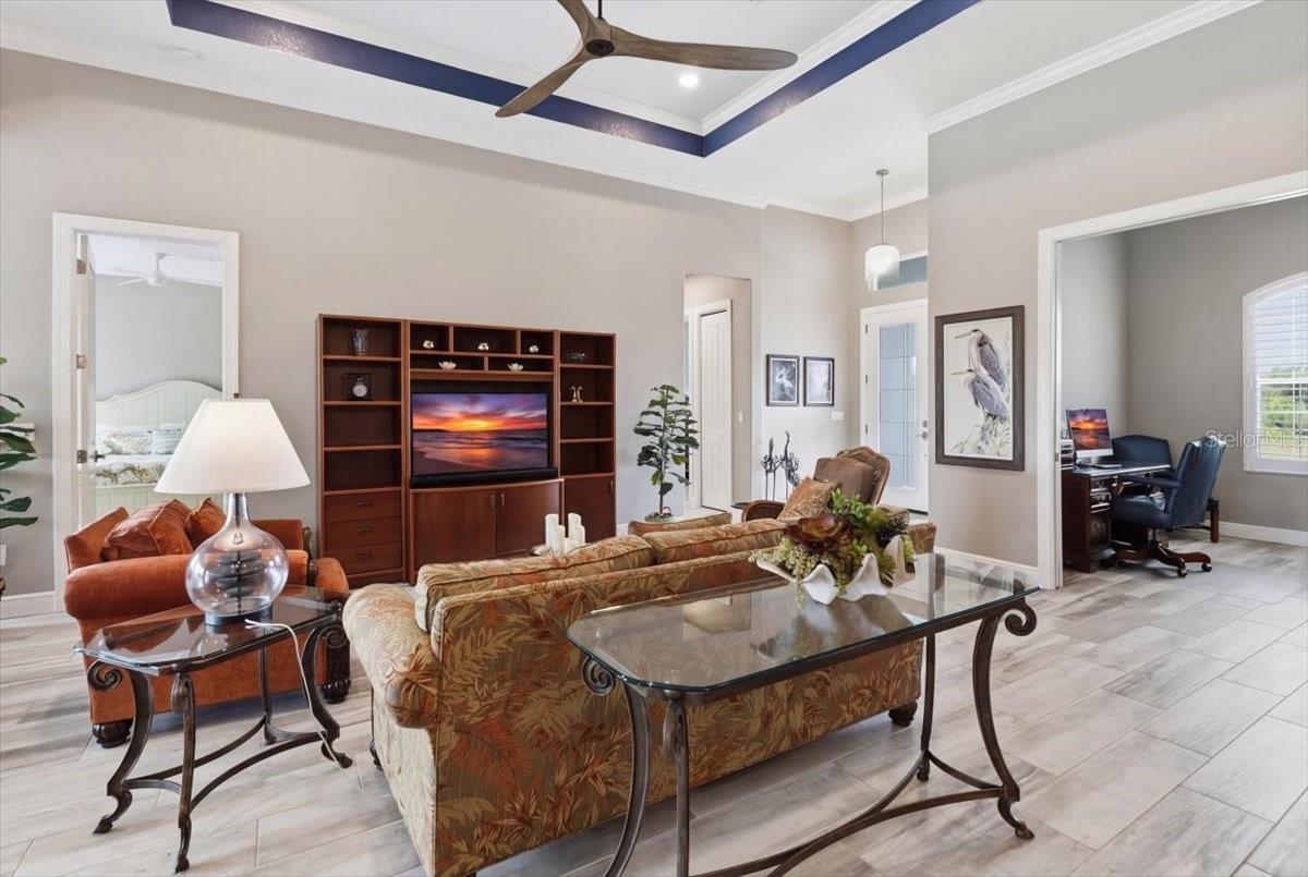 Image 7 of 76 For 9214 Melody Circle