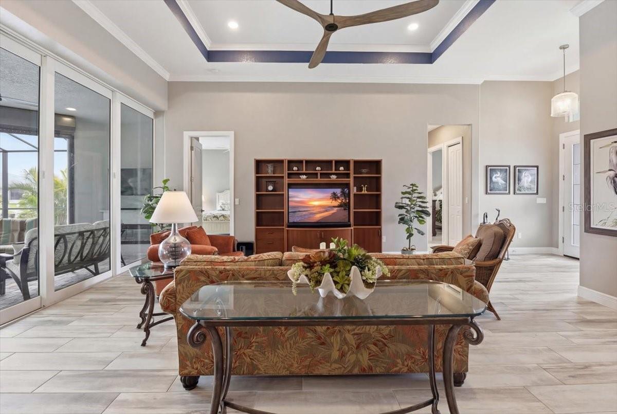 Image 8 of 76 For 9214 Melody Circle