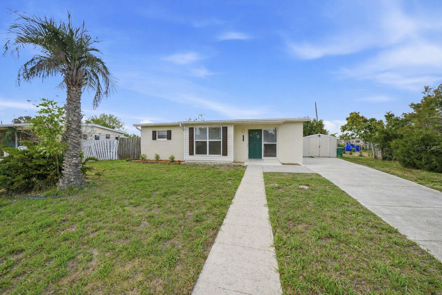 Image 33 of 41 For 21035 Glendale Avenue