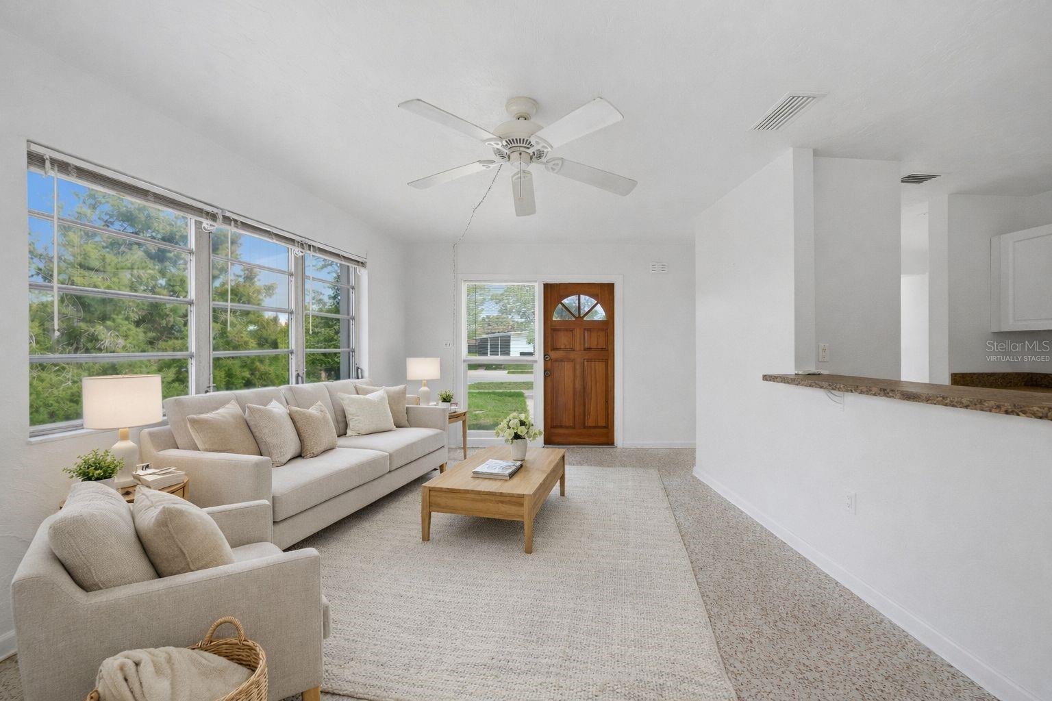 Image 7 of 41 For 21035 Glendale Avenue