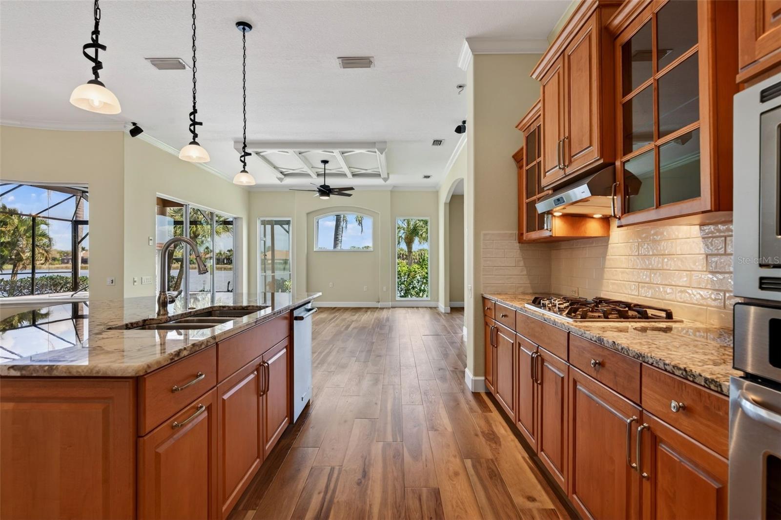 Image 30 of 63 For 59 Grande Fairway