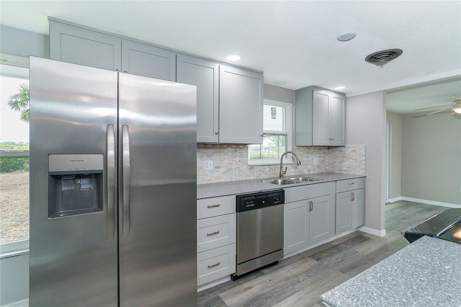 Image 13 of 62 For 130 Crestview Drive