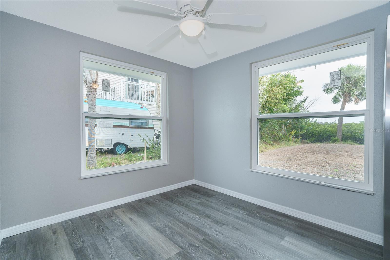 Image 16 of 62 For 130 Crestview Drive