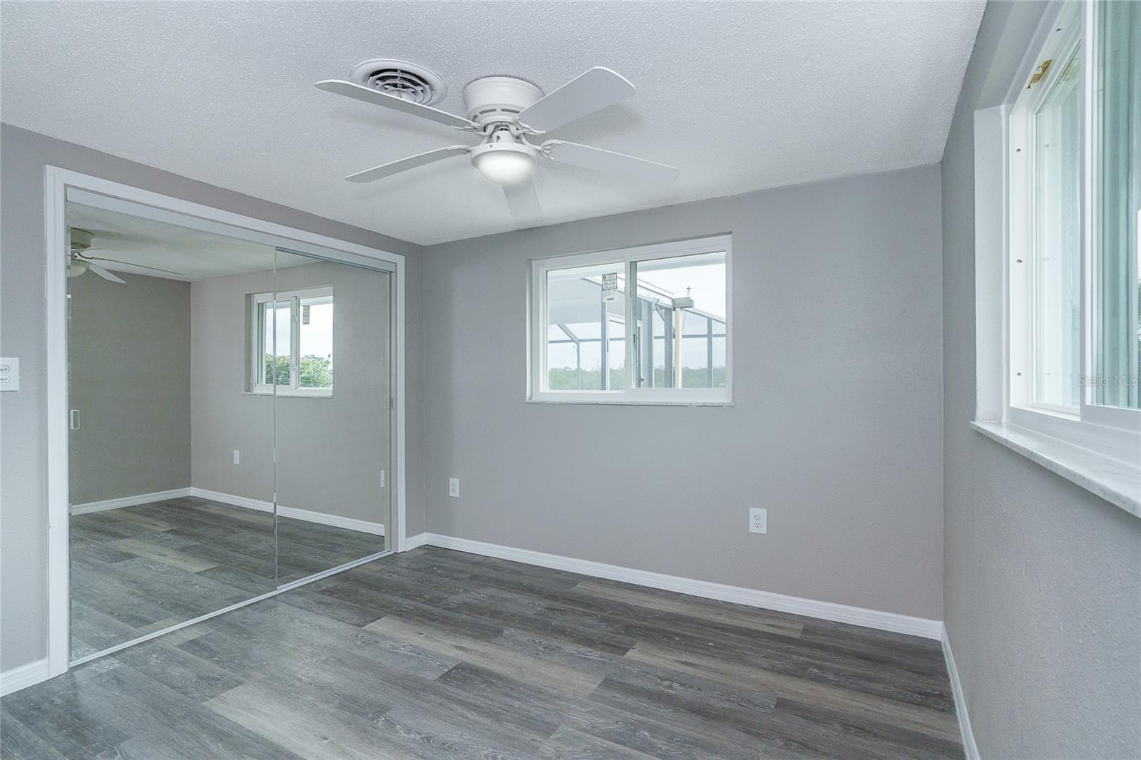 Image 24 of 62 For 130 Crestview Drive