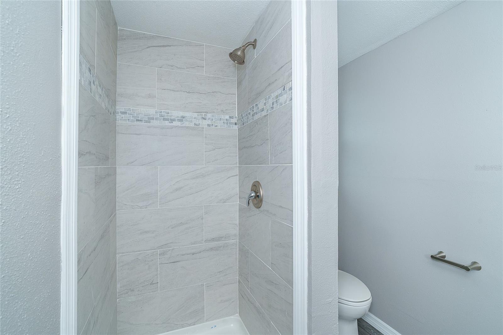 Image 29 of 62 For 130 Crestview Drive