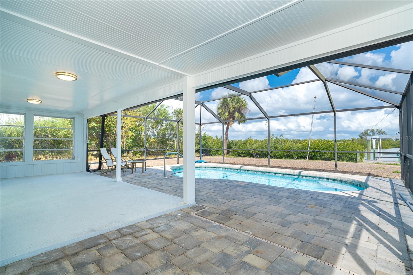 Image 32 of 62 For 130 Crestview Drive