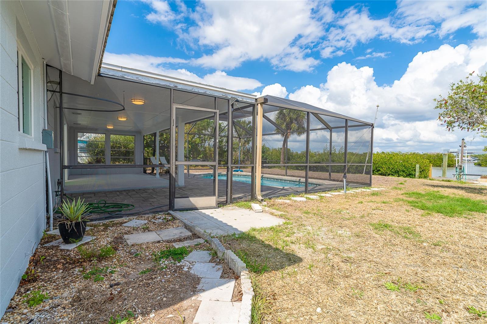 Image 37 of 62 For 130 Crestview Drive