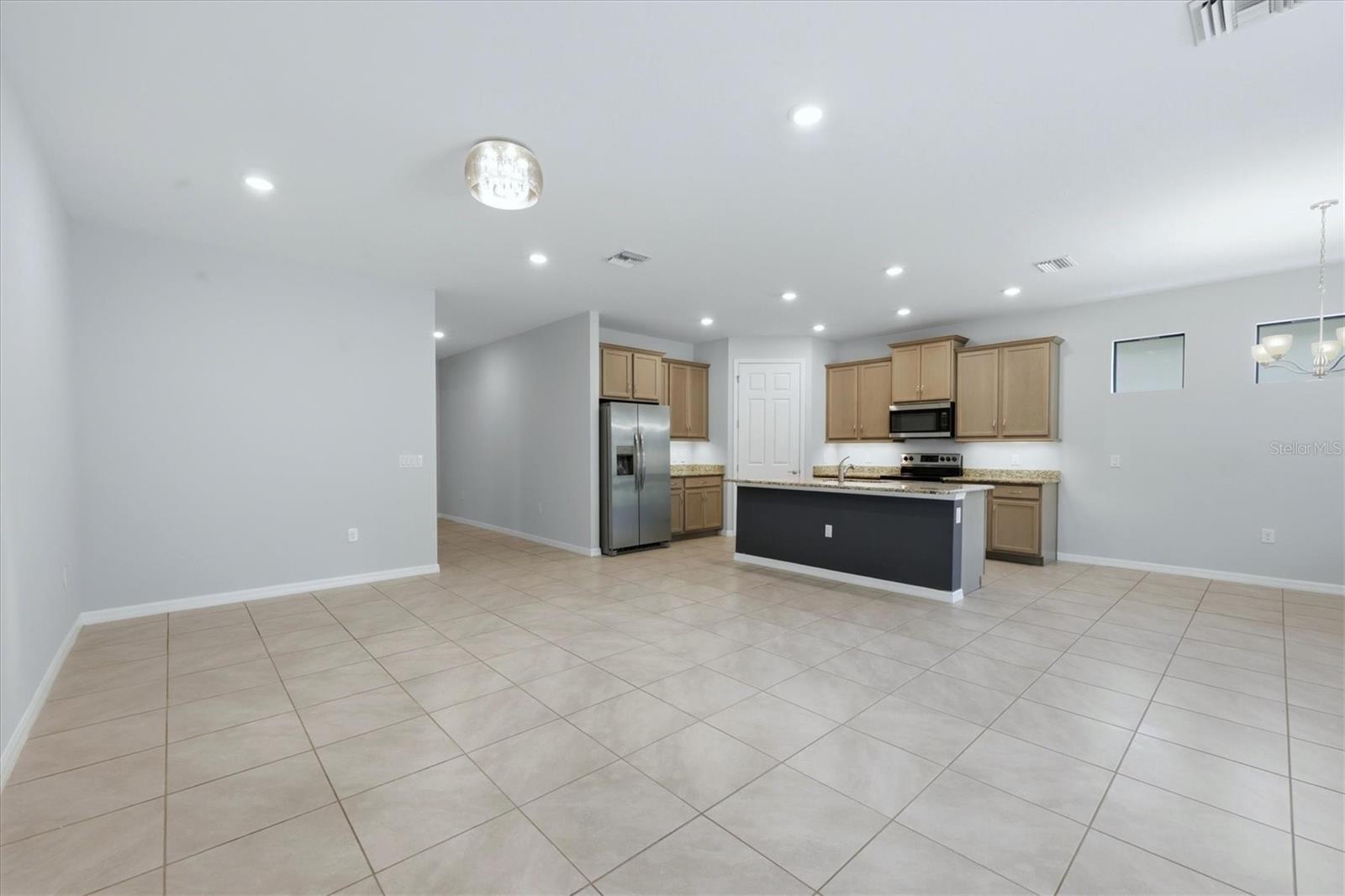 Image 10 of 57 For 12031 Lovegrass Street