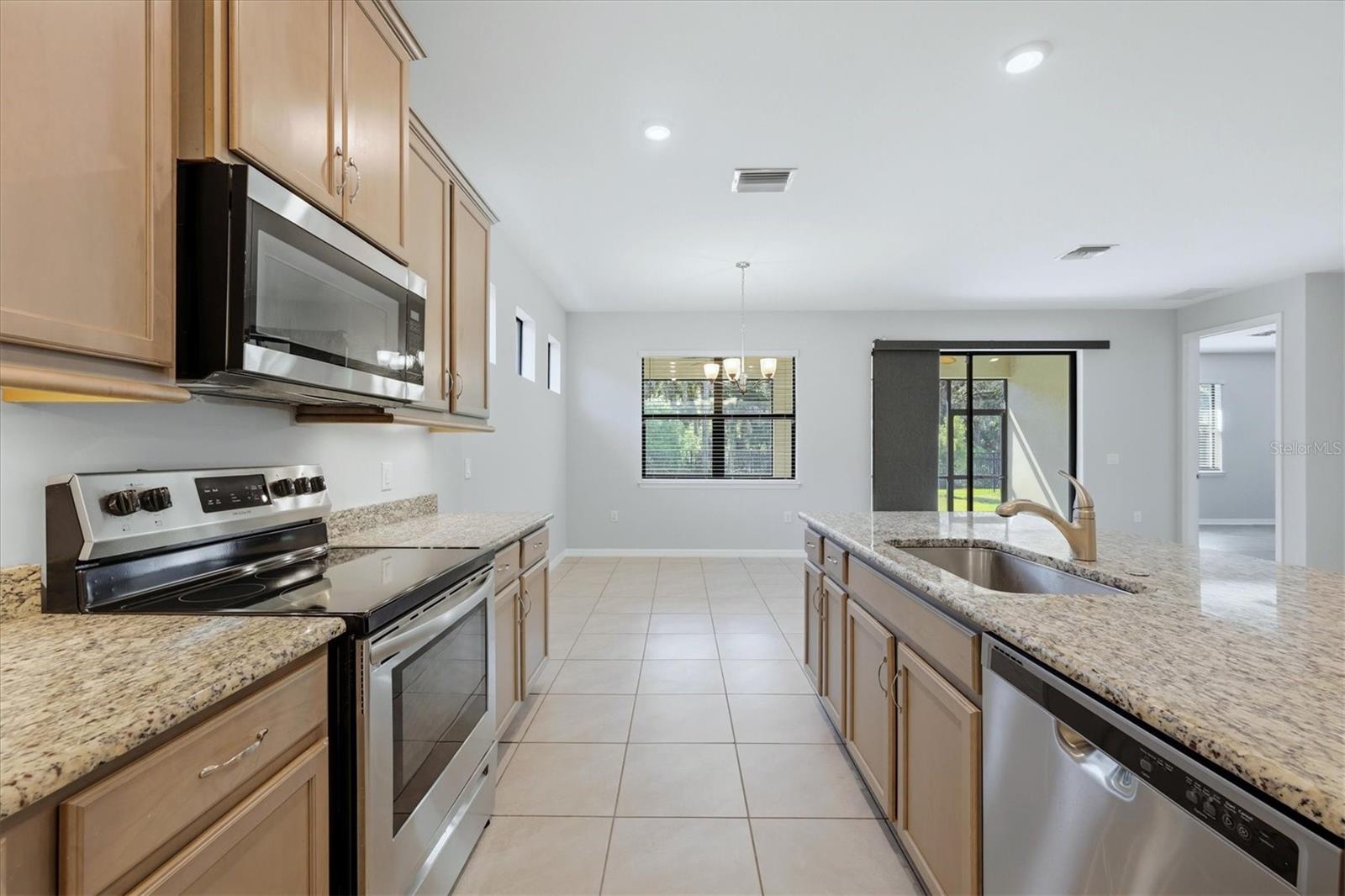 Image 13 of 57 For 12031 Lovegrass Street