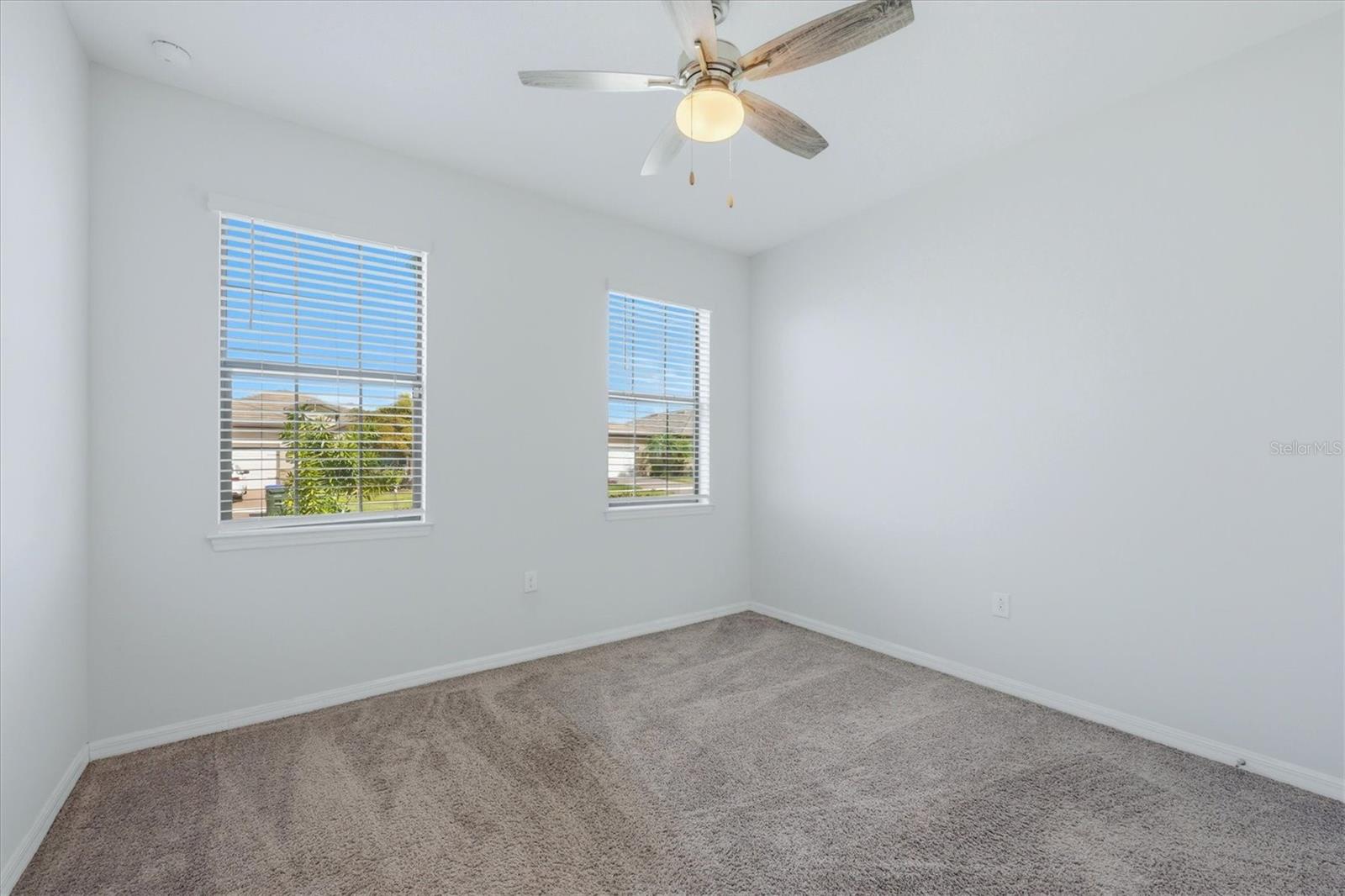 Image 26 of 57 For 12031 Lovegrass Street