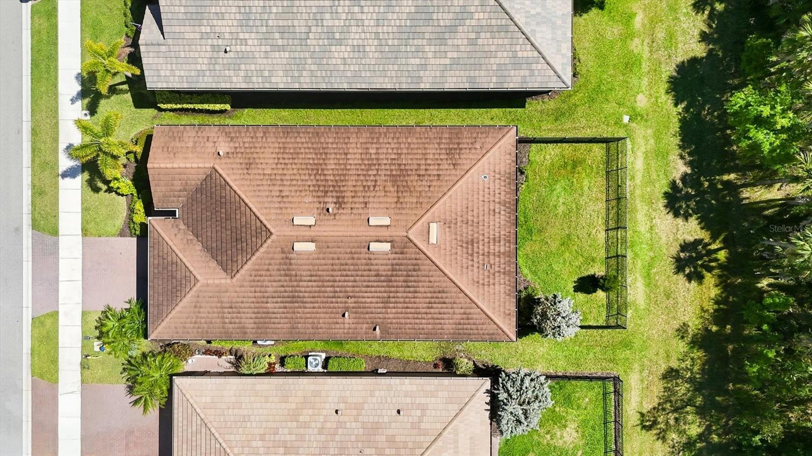 Image 39 of 57 For 12031 Lovegrass Street