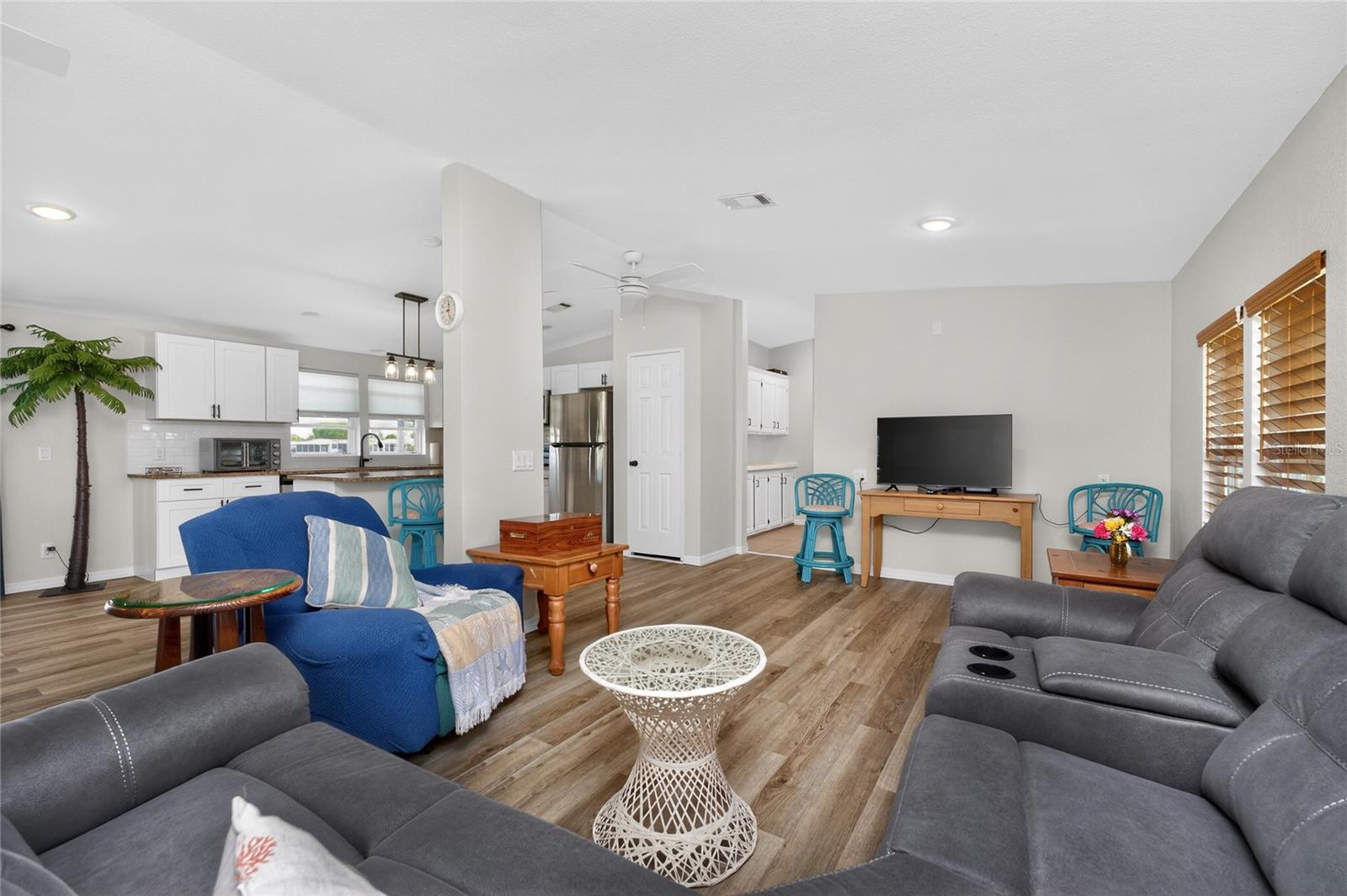 Image 16 of 56 For 6115 Shearwater Drive