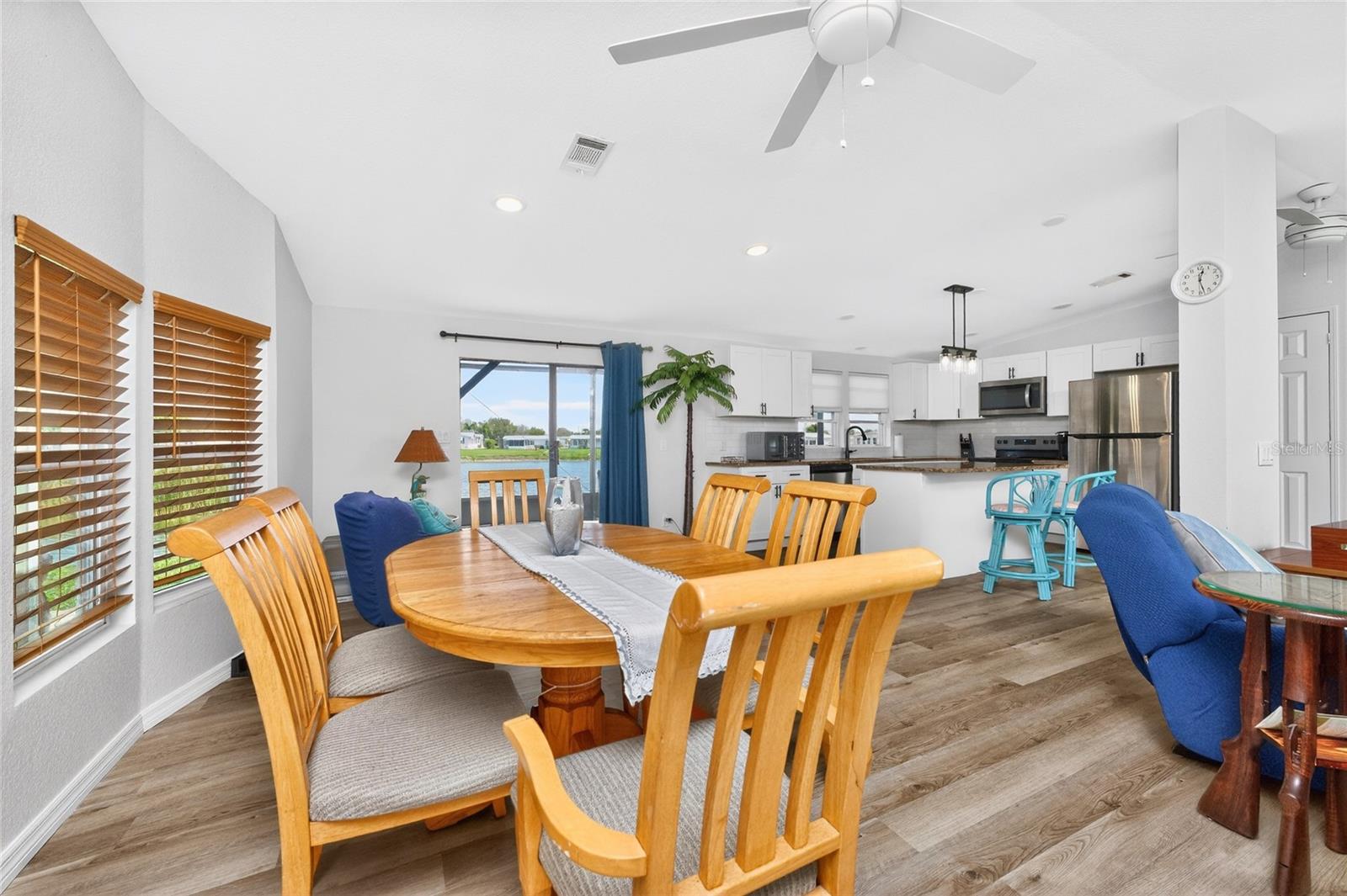 Image 17 of 56 For 6115 Shearwater Drive