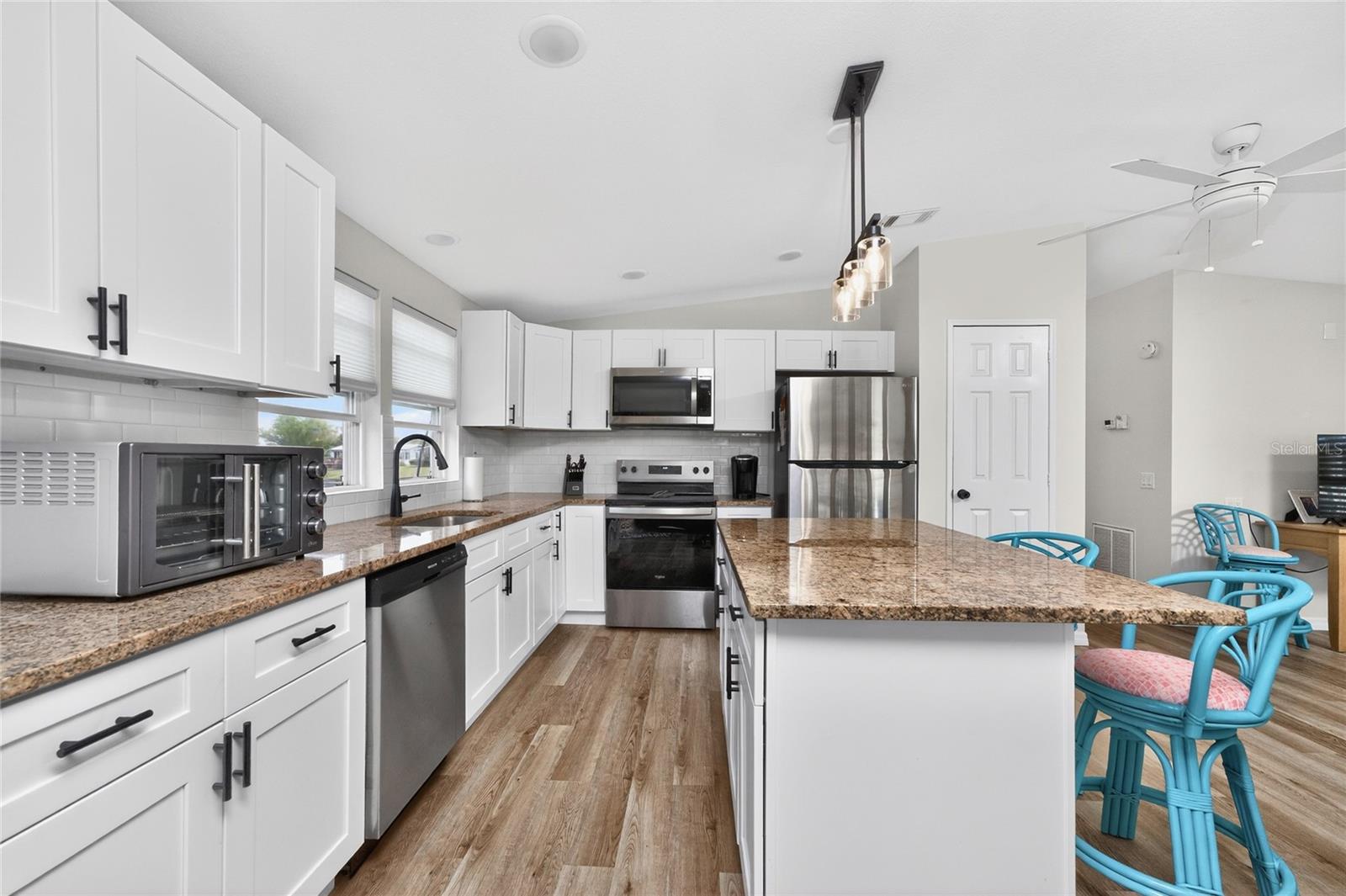 Image 18 of 56 For 6115 Shearwater Drive