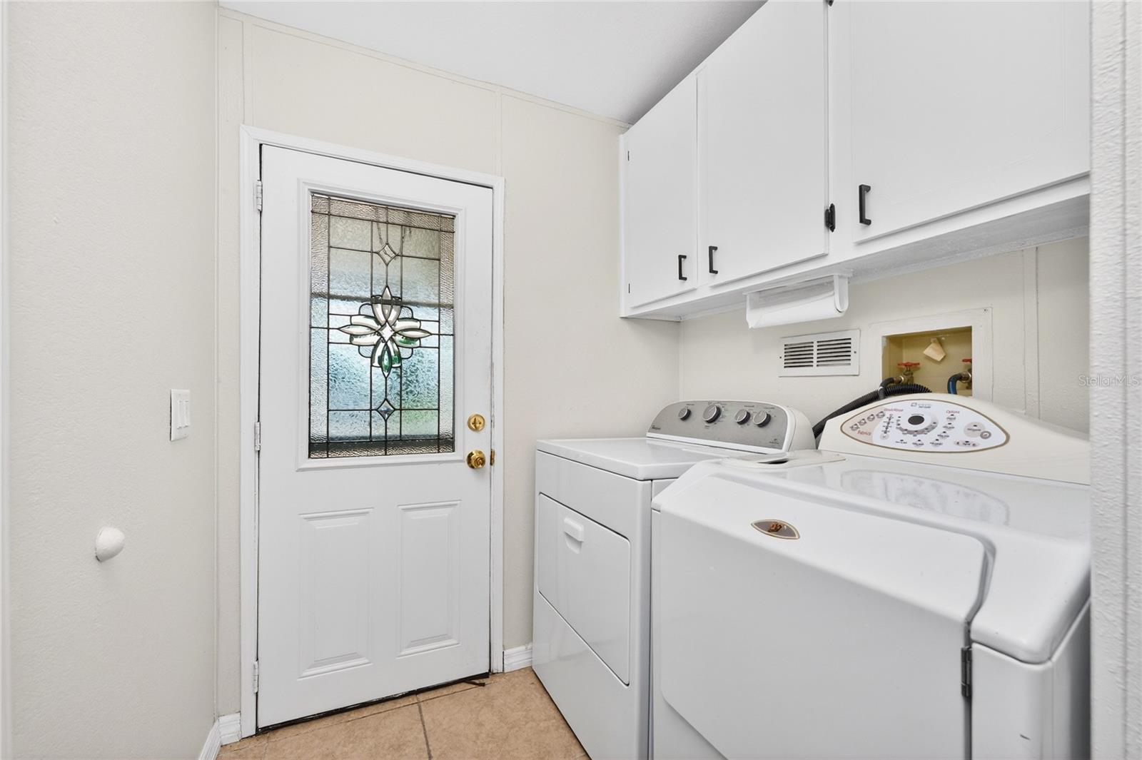 Image 31 of 56 For 6115 Shearwater Drive