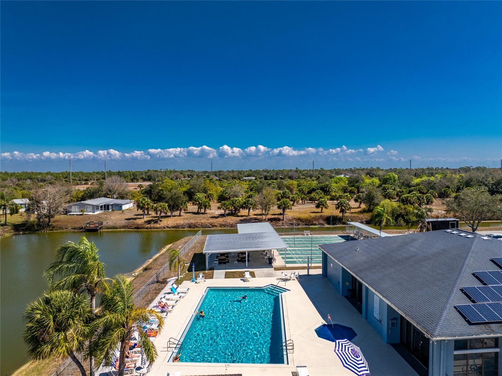 Image 38 of 56 For 6115 Shearwater Drive