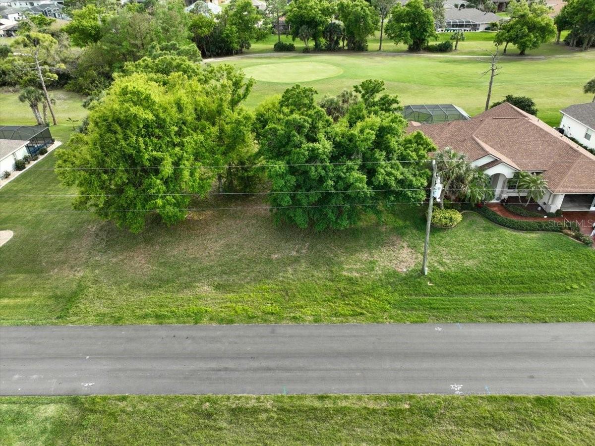 Image 16 of 21 For 68 Long Meadow Place